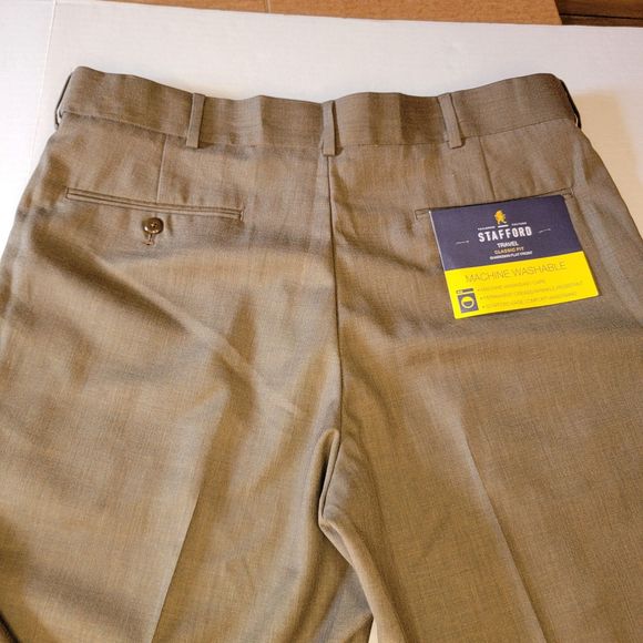 Stafford Classic Fit - Brown Men's Slacks - Size 36x32 - NWT - Picture 1 of 7